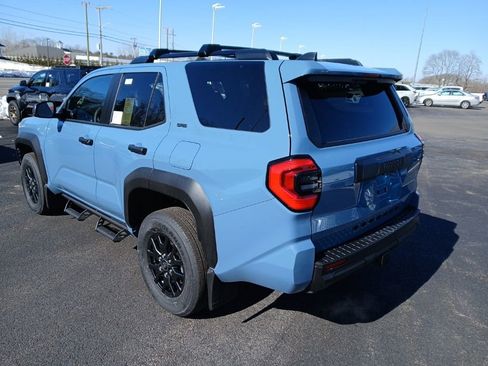 New 2026 Toyota 4Runner SR5 image 3
