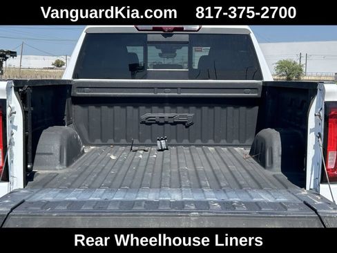 Used 2024 GMC Sierra 1500 AT4 w/ Technology Package AWD/4WD image 35