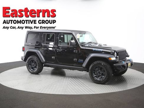 Used 2023 Jeep Wrangler Unlimited w/ Sun & Screen Package AWD/4WD image 48