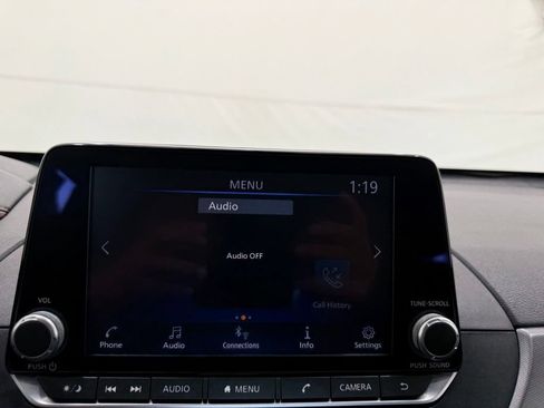 Used 2024 Nissan Altima 2.5 SR FWD image 33