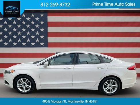Used 2018 Ford Fusion SE w/ Fusion SE Technology Package FWD image 11