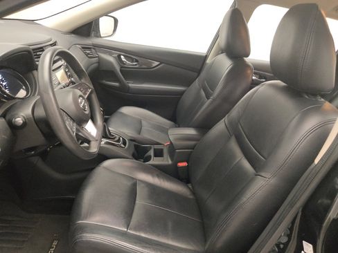 Used 2017 Nissan Rogue S FWD image 17
