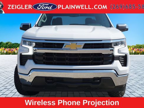 Used 2023 Chevrolet Silverado 1500 LT w/ Protection Package AWD/4WD image 8