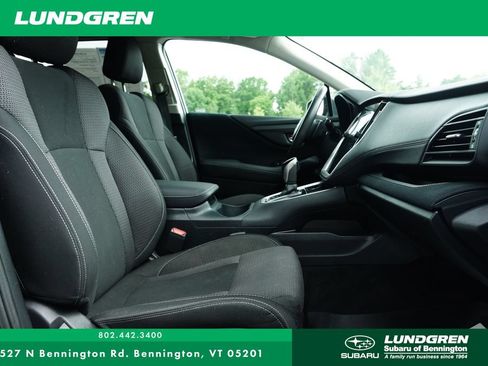 Used 2024 Subaru Outback Premium AWD/4WD image 9