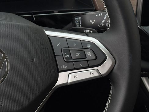 New 2026 Volkswagen Atlas SE image 15