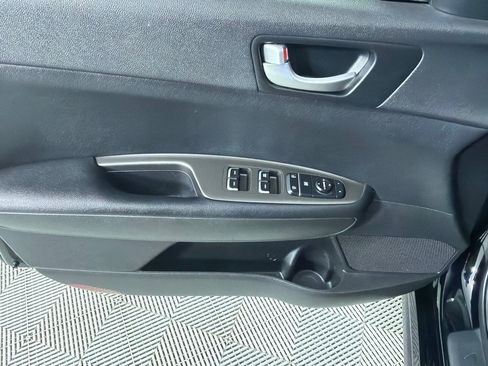 Used 2019 Kia Optima LX w/ LX 17" Wheel Package FWD image 9