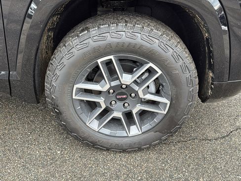 New 2026 GMC Terrain AT4 w/ Convenience Package III image 5