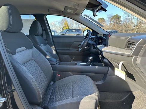 New 2026 Nissan Kicks SV image 10