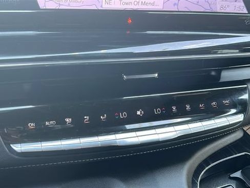 Certified 2024 Cadillac Escalade Sport AWD/4WD image 32