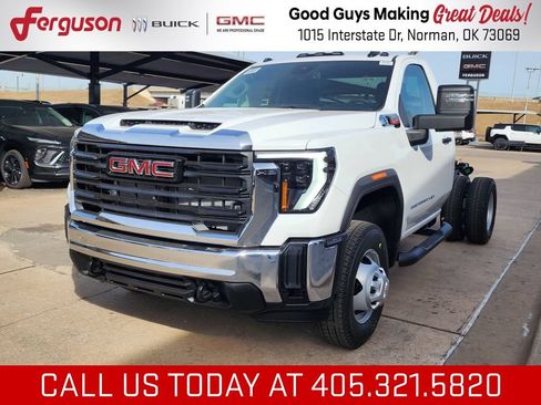 New 2026 GMC Sierra 3500 Pro AWD/4WD image 7