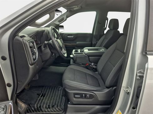 Used 2022 Chevrolet Silverado 1500 LT w/ Safety Package image 12