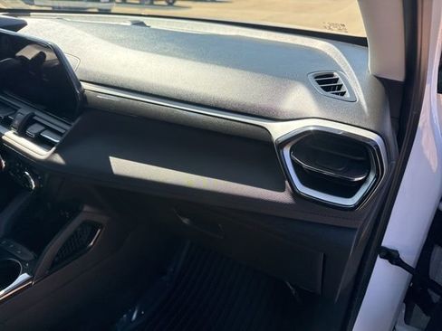 Used 2025 Chevrolet TrailBlazer LS w/ LS Convenience Package FWD image 50