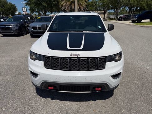 Used 2020 Jeep Grand Cherokee Trailhawk AWD/4WD image 13