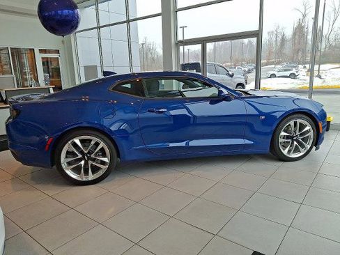 Used 2020 Chevrolet Camaro LT w/ RS Package image 7