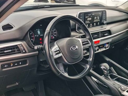 Used 2021 Kia Telluride LX image 12