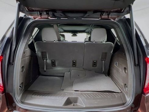 Used 2023 GMC Yukon SLT w/ Max Trailering Package image 31