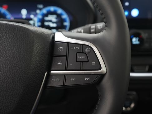 Used 2026 Toyota Grand Highlander Platinum image 29