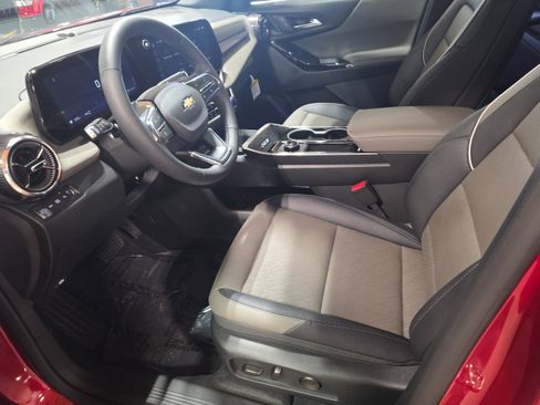 New 2026 Chevrolet Equinox LT w/ Convenience Package II image 12