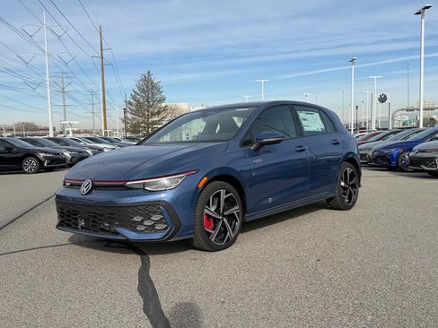 New 2026 Volkswagen GTI SE image 1