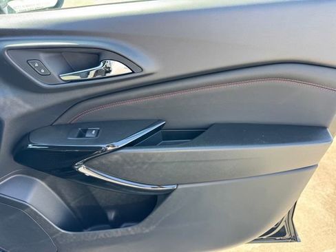 New 2026 Chevrolet Trax RS w/ Sunroof Package FWD image 8