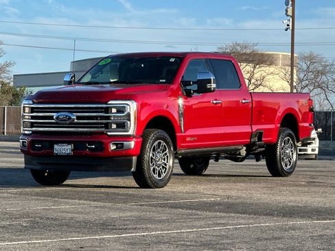 Certified 2024 Ford F350 Limited w/ FX4 Off-Road Package image 8