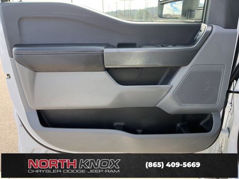 Used 2023 Ford F350 XLT w/ Snow Plow Prep Package image 5