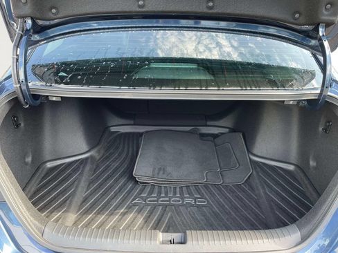 Used 2024 Honda Accord Touring image 10