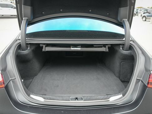 Used 2023 Mercedes-Benz S 580e 4MATIC Sedan w/ AMG Line image 17