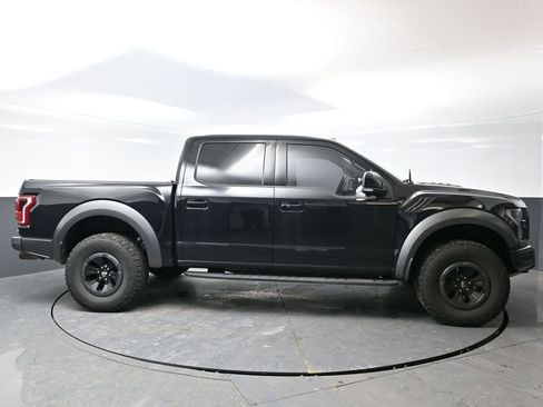 Used 2018 Ford F150 Raptor w/ Equipment Group 802A Luxury image 4