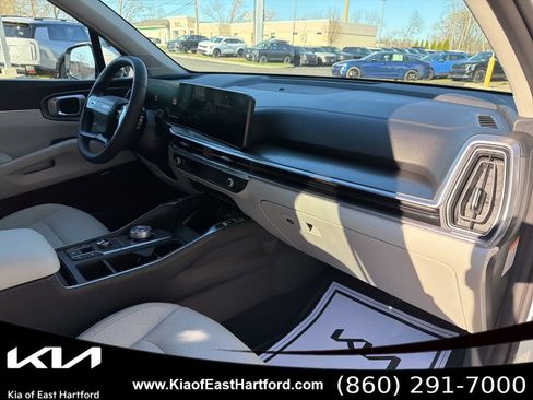 New 2026 Kia Sorento EX w/ EX Premium Package AWD/4WD image 13