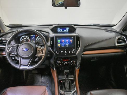 Used 2022 Subaru Forester Touring image 11