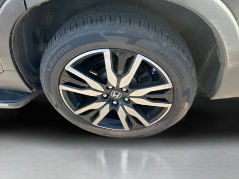 Used 2020 Honda Pilot Touring image 9