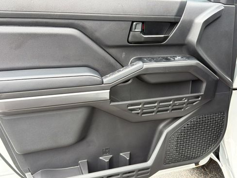 Used 2026 Toyota Tacoma SR5 RWD image 14