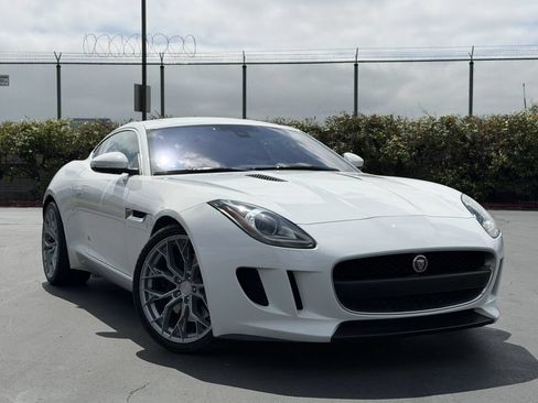 Used 2017 Jaguar F-TYPE Coupe RWD image 11