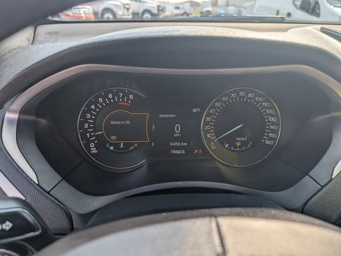 Used 2018 Lincoln MKZ Reserve AWD/4WD image 17