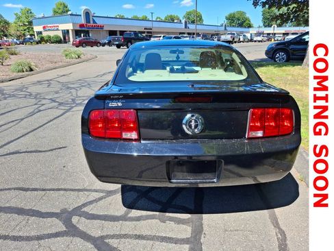 Used 2008 Ford Mustang Premium RWD image 7
