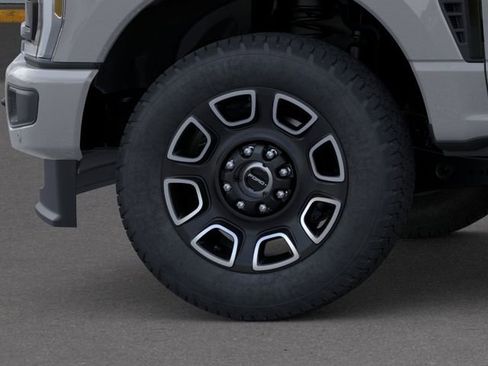 New 2026 Ford F250 Platinum AWD/4WD image 19