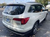 Used 2016 Honda Pilot Touring image 3