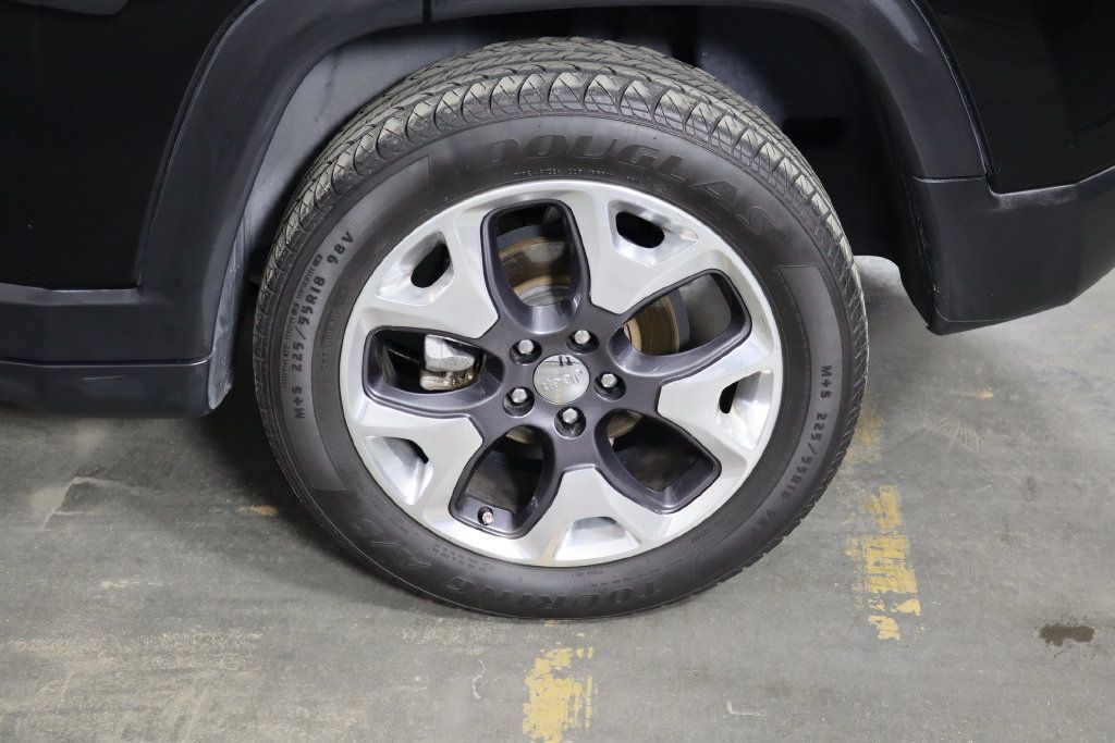 Used 2021 Jeep Compass Limited w/ Sun and Sound Group AWD/4WD image 46