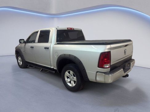 Used 2013 RAM 1500 ST w/ SXT Appearance Group AWD/4WD image 4