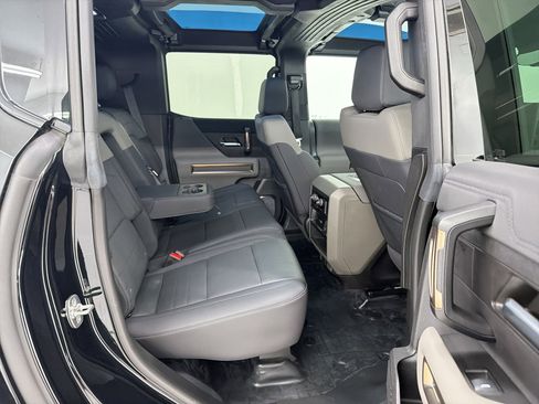 Used 2024 GMC Hummer EV 3X w/ LPO, Sport Package AWD/4WD image 25
