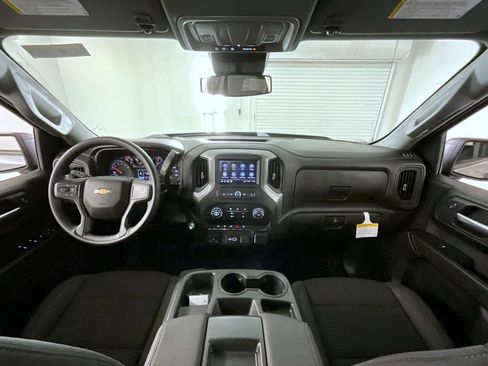 New 2026 Chevrolet Silverado 1500 Custom w/ LPO, Dark Essentials Package AWD/4WD image 12