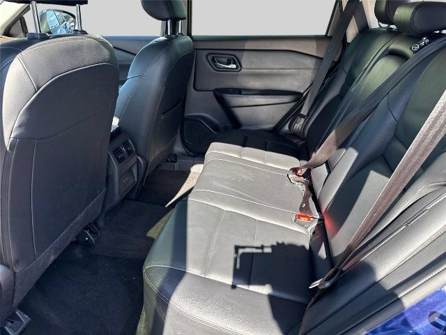 Used 2023 Nissan Rogue SL AWD/4WD image 20