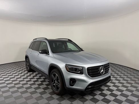 Certified 2025 Mercedes-Benz GLB 250 4MATIC image 2