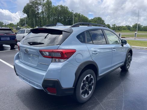 Used 2023 Subaru Crosstrek 2.0i Premium AWD/4WD image 7