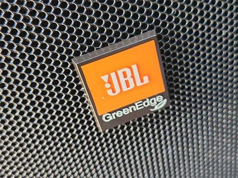 Used 2016 Toyota Highlander Limited image 24