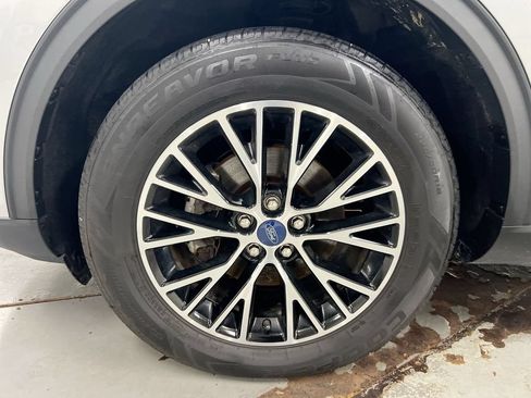 Used 2022 Ford Escape SE FWD image 27
