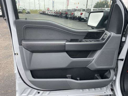 Used 2025 Ford F150 Lightning XLT image 15