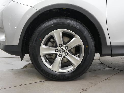 Used 2015 Toyota RAV4 XLE AWD/4WD image 28