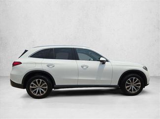 Used 2024 Mercedes-Benz GLC 300 video 4